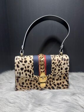 Gucci Sylvie Small Shoulder Bag~EUC